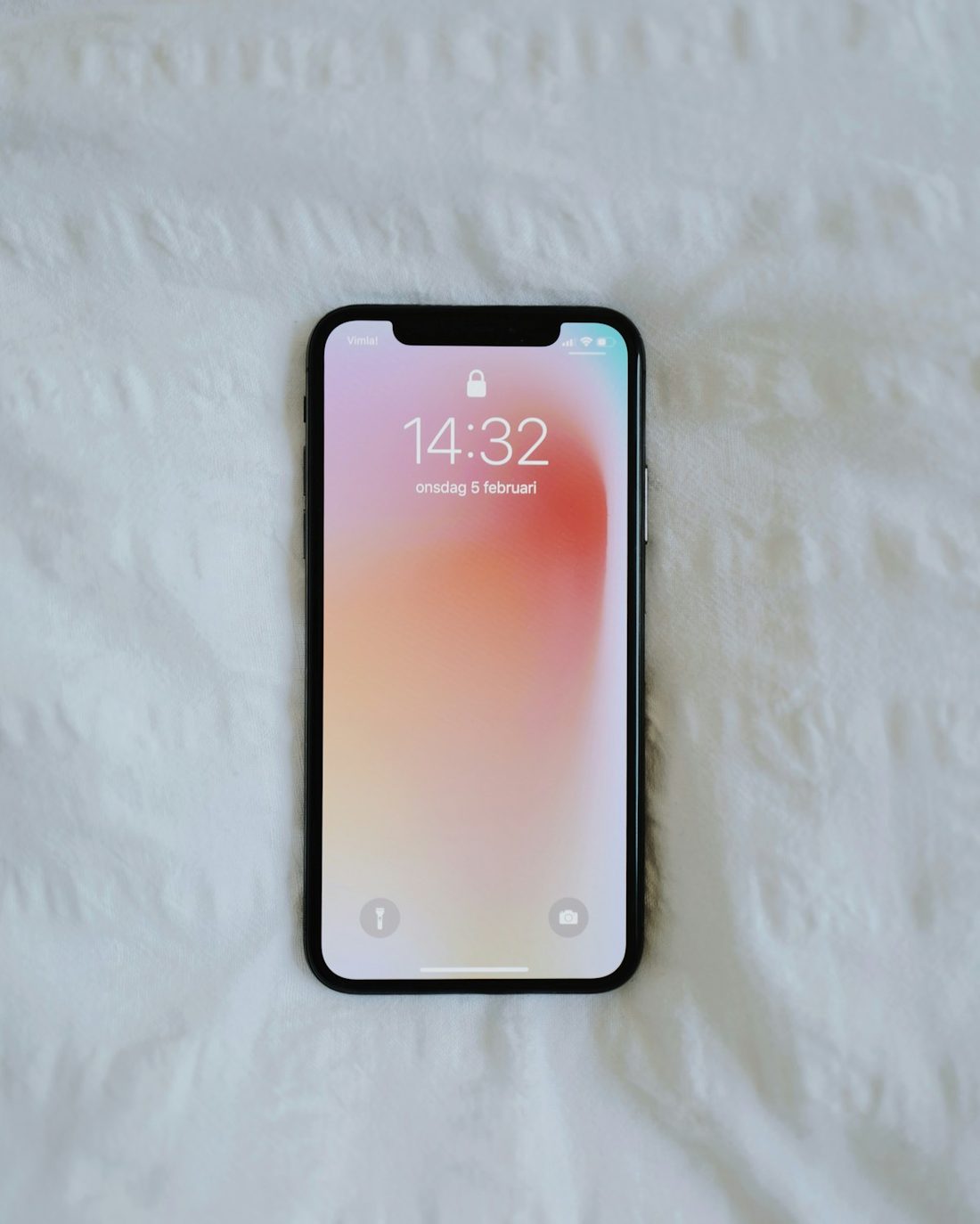 上游棋牌 APP 数据表界面示意